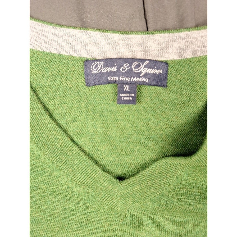 Davis & Squire Men's XL Extra Fine Merino V Neck‎ Sweater Green Holes In Sleeve